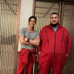 Lee Kyu-ho Instagram - 오슬로는 덴버의 텔레토비~~ 😅😭🤣🤭 #이규호 #이배우 #오슬로 #oslo #넷플릭스 #netflix #종이의집 #종이의집공동경제구역 #유지태 #박해수 @haesoopark_official #이원종 #전종서 @wjswhdtj94 #김지훈 @jiraishin99 #장윤주 @yoonjujang #이현우 @hihyunwoo #김윤진 #김성오 #박명훈 @park_myung_hoon_528 #이주빈 @hellobeen #lacasadepapel #moneyheistkorea_jointeconomicarea #part1 #netflixkr #텔레토비