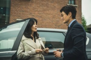 Lee Kyu-ho Instagram - 미공개 스틸 먼저 보고

종이의집: 공동경제구역 파트2 정주행 하기!!

지금 바로 가볼까?? 두둥~~!!

#이규호 #이배우 #오슬로 #oslo #넷플릭스 #netflix  #종이의집 #종이의집공동경제구역 #유지태 @jt_db #박해수 @haesoopark_official #이원종 #전종서 @wjswhdtj94 #김지훈 @jiraishin99 #장윤주 @yoonjujang #이현우 @hihyunwoo #김윤진 #김성오 #박명훈 @park_myung_hoon_528 #이주빈 @hellobeen #임지연 @limjjy2 #lacasadepapel #moneyheistkorea_jointeconomicarea #part2 #netflixkr