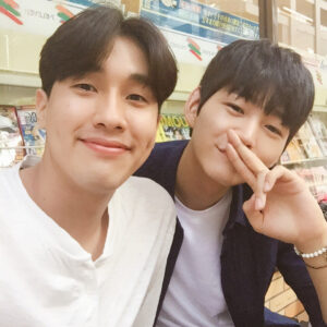 Lee Won-keun Instagram - 여름에