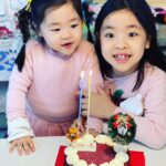 Lee Yoon-ji Instagram - 아이뻐내큰딸 아귀여워똥깡아지 달달한 연말 보내세효. #라쏘네n번째크리스마뜨