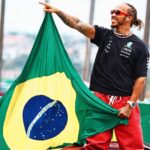 Lewis Hamilton Instagram - Bringing everything I can to the battle today. Brazil, as always, the love here is beautiful. There's no place like it 🇧🇷 Levando tudo o que posso para a batalha de hoje. Brasil, como sempre, o amor aqui é lindo. Não há lugar como aqui 🇧🇷