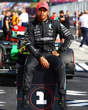Lewis Hamilton Instagram - POLE 💥