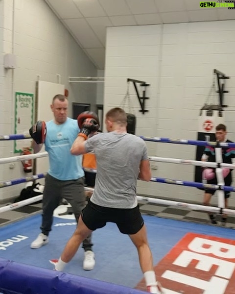 Liam Williams Instagram - Couple snips from this mornings session with boss man @thelockettman 👊🏼 #machine