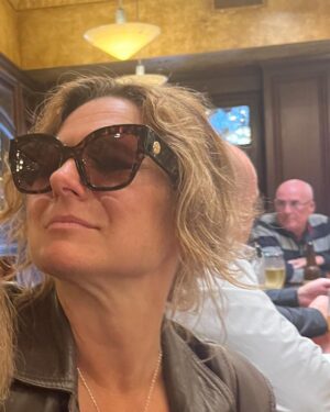 Libby Tanner Instagram - You never know who you will run into New York!