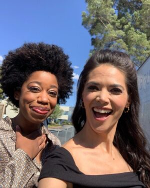 Lilan Bowden Instagram - Meet Robin, the wild child sister of Special Agent Jessica Knight on NCIS!! 

Had so much fun in this episode written by @dionareasonover and @mostxsw , also featuring @david_blue and directed by @lionelc1 . 

First photo by @david_blue on the set of @ncis_cbs