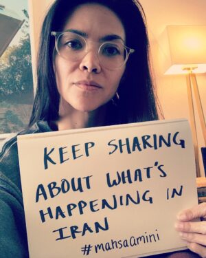 Lilan Bowden Instagram - The protests in Iran for religious freedom and bodily autonomy are still going on even with a brutal government crackdown. 

By sharing in our feeds we keep this story alive. Hoping major American news outlets like @abcnews @cbsnews @washingtonpost @npr @nytimes @latimes will continue to keep it alive too.

Included are shareable story posts by my dear friend Payam Banifaz @pbani , (se the whole vid on his profile) an Iranian American who I’m grateful to because he makes it easy for non-Iranian friends like me to be educated and share with others. He’s poured his heart out in these videos, as so many Iranians have done and more as they risk everything for their freedom ❤️

Please share and let the world know we are watching. To the incredibly brave protestors of Iran I stand with you ❤️❤️❤️

#mahsaamini #iranprotests #iranrevolution