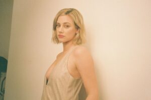 Lili Reinhart Instagram - Thankful.
