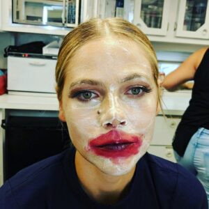 Lily Cowles Instagram - its nothin 
just a lil onion gook