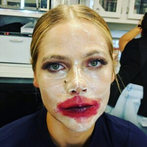 Lily Cowles Instagram - its nothin 
just a lil onion gook