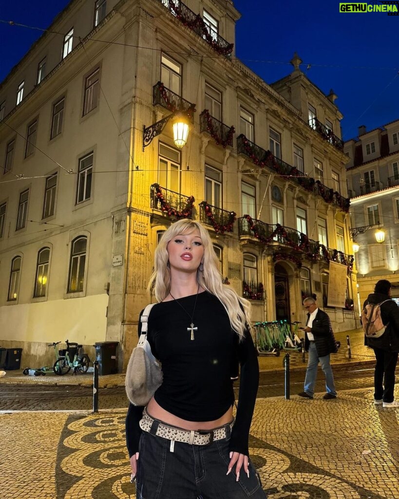 Loren Gray Instagram - lisbon u have my ♡