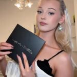 Loren Gray Instagram - my black friday look with the DIY lash kit, get your own @veyesbeauty_us. use ‘loren’ for 15% off!! ✨ #veyesbeauty #virallashkit #blackfriday #blackfridaylash #diylashkit #clusterlash