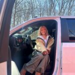 Loren Gray Instagram - i hate that stupid old pick up truck u never let me drive ( so i got my own ) Pennsylvania