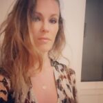 Lorie Pester Instagram - Vous passez un bon réveillon ?