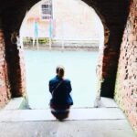 Lorie Pester Instagram - « Rien n’a plus de valeur qu’ aujourd’hui. » Johann Wolfgang Von Goethe #momentpresent #venise #developpementpersonneladdict