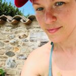 Lorie Pester Instagram - 1- 🐰 2- holiday… 3- celebrate… 4- quand « bébé » doit faire dodo sur « maman » 5- if we took a holiday… 6- just one day out of life 7- surfeuse … soon.