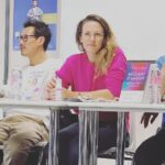Lorie Pester Instagram - Hier, au @salonzenparis pour remette le prix littéraire. Avec le copain @fredericchau , mon super éditeur @jeromeoliveira_ un moment très sympa. 📖