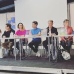 Lorie Pester Instagram - Hier, au @salonzenparis pour remette le prix littéraire. Avec le copain @fredericchau , mon super éditeur @jeromeoliveira_ un moment très sympa. 📖