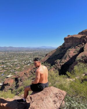 Louis-Philippe Pelletier Instagram - AZ 🌵
