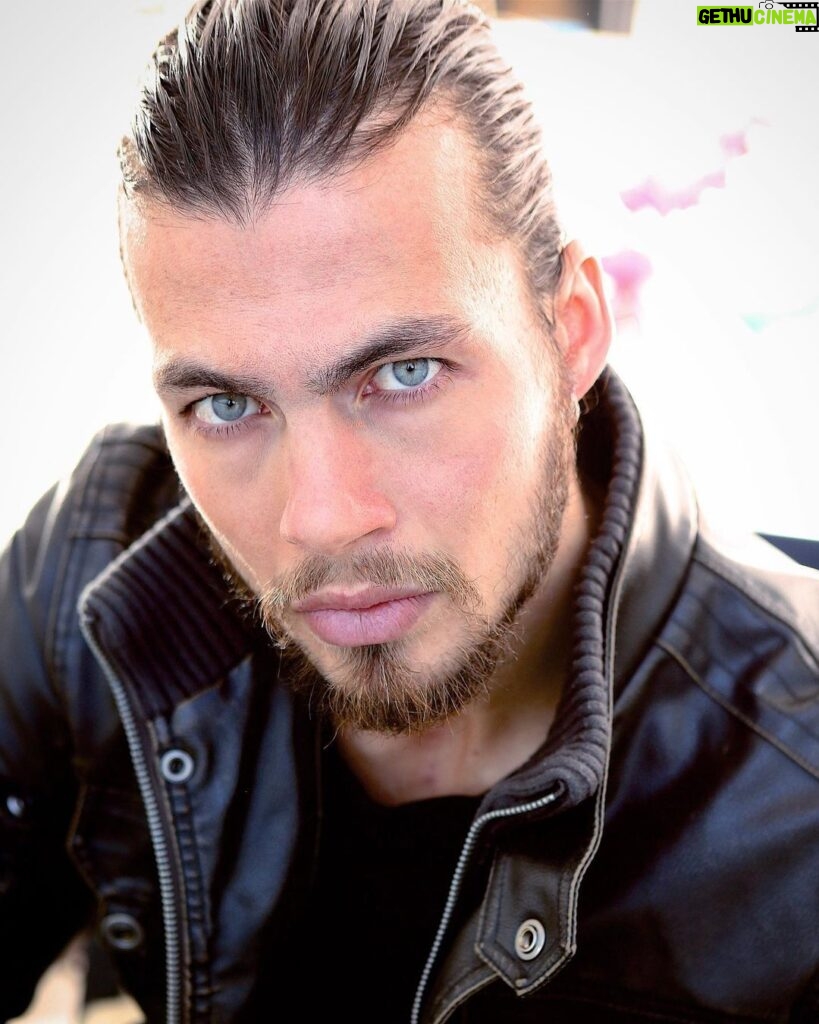 Luca Tartaglia Instagram - Coming soon... 📸 @itspaulgregory #actor #actorslife #portraitphotography #badguy #gypsy #movie Los Angeles, California