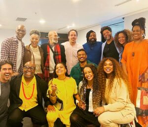 Luciano Quirino Instagram - Fui assistir 🎭 @parameuamigobranco no @sesccopacabana e encontrei  pessoas muito queridas ! ❤️ Muito Bom o espetáculo !!! Parabéns a todos os envolvidos . Que alegria ✨🌻👏🏾🙌🏾🍀Certamente terão outras temporadas. Não percam !!!