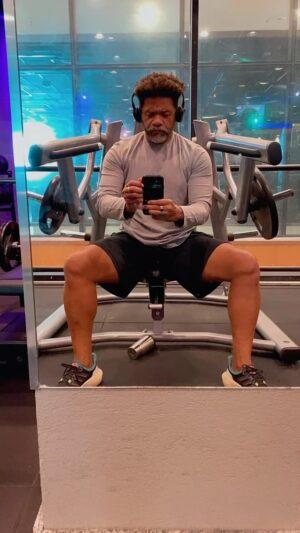 Luciano Quirino Instagram - Seguimos … 👊🏾
Bom dia !!!