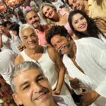 Luciano Quirino Instagram - Réveillon 2024 🙌🏾✨🌻🍀Ele chegou. Um ano inteirinho em branco pra gente escrever 😉