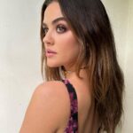 Lucy Hale Instagram - versace and some new moon glam for the @fashiontrustus gala 🖤 Makeup by @kdeenihan Hair by @hairbyjohnd Styling @erinwalshstyle @versace
