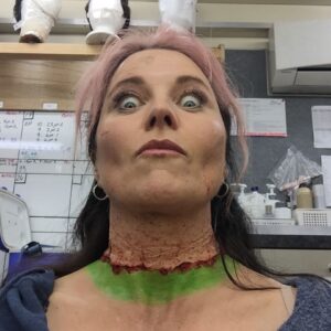 Lucy Lawless Instagram - Ruby loses her head! @ashvsevildead @STARZ #OUCH