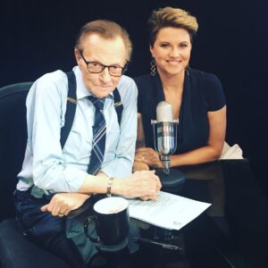 Lucy Lawless Instagram - Once in a while, life gives you an amazing gift. What a pleasure to meet #larryking on  #politicking Lucky me!!