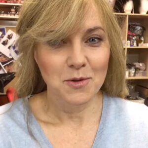 Lucy Lawless Instagram - Gillian/Brandy searches for her natural waist