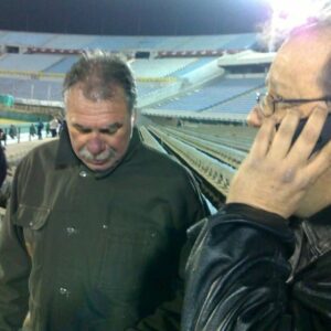 Mário Marra Instagram - Um #tbt de algumas viagens trabalhando em finais de Libertadores. É bom demais!
O sistema era diferente, ida e volta, mandante e visitante.
Uma foto tem os imensos Deva Pascovicci e Rodolfo Rodriguez antes de um incrível Peñarol x Santos.
Um ano depois e em Buenos Aires, Tite, no Corinthians, falava antes de encarar o Boca.
Um ano depois? Aí já é ooooooutra história.
Sábado a ESPN vai transmitir mais uma final só com clubes brasileiros e equipe que está na cobertura está vivendo dias especiais.