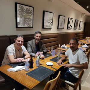 Mário Marra Instagram - Ótimo o papo ontem com @nivaldoprieto e @djalminhaoficial10 .
Hoje o dia é de muito trabalho e amanhã será dia de decisão nas oitavas da Libertadores.
#LibertadoresnaESPN