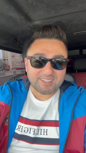 Müşfiq Şahverdiyev Instagram - Ramazan bayraminiz mubarek olsun😘