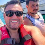 Müşfiq Şahverdiyev Instagram - Her gunumuz bir xatiredir. Arzu edirem ki, kecen her bir gununuz Sizin ucun gozel bir xatire kimi qalsin eziz dostlarım🥰🥰❤️ #çeşme #izmir #türkiye 🇹🇷🇹🇷 Ceşme