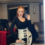 Madelaine Petsch Instagram - & that’s a wrap on riverdale season 6 🧚🏻‍♀️🧙‍♀️💞🥹✨