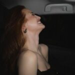 Madelaine Petsch Instagram - 1997 donna karan dress of my dreams for environmental media awards last night 🌎🧚🏻‍♀️