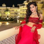 Madhurima Tuli Instagram - Laal Ishq.. ❤️💫 #red #indianwear #indian #labgarhpalace #beautiful