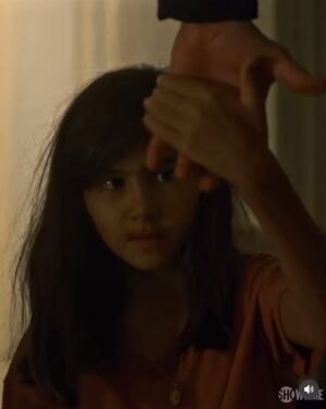 Madison Taylor Baez Instagram - So excited to share the new trailer for my Showtime Series Drama "Let The Right One In". I Star in the lead role as Eleanor Kane along with academy award nominated actor Demian Bichir who plays my father @demianbichiroficial . Streaming Oct 7 10 episodes.
#showtime #lettherightonein #actor #actress #drama #vampireseries