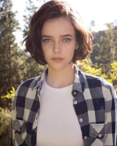 Maemae Renfrow Instagram - What are you looking at? #headshot #maemae381 #maemae 👀👀👀👀