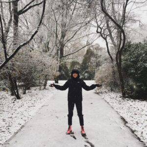 Maemae Renfrow Instagram - Let it snow ..let it snow.. let it snow ☃️☃️☃️☃️☃️☃️☃️☃️☃️☃️☃️ #amsterdam #winterwonderland