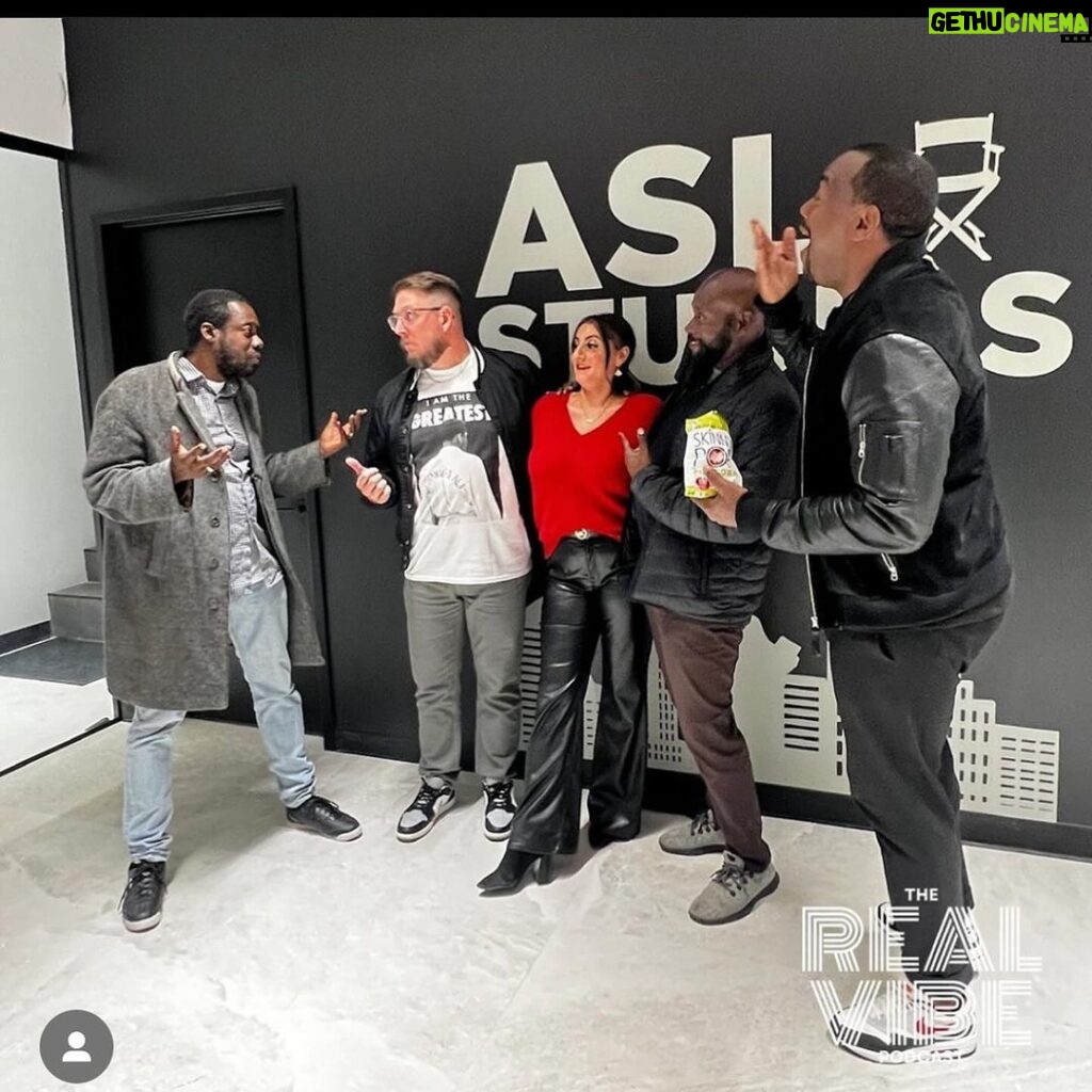 Malik Yoba Instagram - Always vibes with my brothers @dougedoug1 @rawletv when we have opportunity to share the love of our first feature together #CoolRunnings 🇯🇲🇯🇲 thank you @realvibepodcast for having us and for the true fans check out link in my bio for fan produced merch itsbobsledtime.com New York, New York