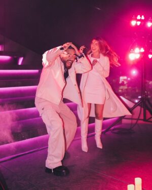 Maluma Instagram - Aún estamos sin palabras con el amor que han recibido la noticia de que seremos padres por primera vez .. 🥹 Nuestra bebé está creciendo muy rápido en la barriguita y no vemos la hora de conocerla y tenerla en nuestros brazos ❤️.. Siempre la música ha sido mi mejor canal de comunicación y en este caso no fue la excepción, quisimos regalarles un video que contara un poco nuestra historia y como hemos llegado hasta aca..!! 
Solo queda decir GRACIAS INFINITAS a todas las personas involucradas en este camino incluyendo amigos y familiares… Este es y será por siempre MI MAYOR SUEÑO ( por ahí viene la verdadera Maluma Baby 💘🥹)