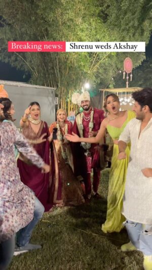 Mansi Srivastava Instagram - Aaj Ki Tazaa Khabar 

#reels #reelsofinstagram #trendingreels #reelitfeelit