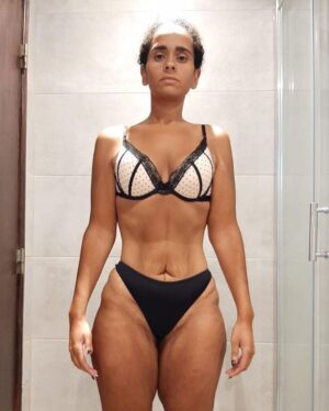 Manuel Pinto Coelho Instagram - Veja a incrível transformação do antes e depois da nossa querida Miriam! Menos 53kg num processo de emagrecimento sem remédios ou cirurgias plásticas @_miriampessoa_ 

👉 Procure-nos e marque a sua consulta através do contacto (+351) 211 359 070 ou através do site www.doutorpintocoelho.pt