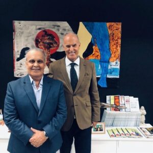 Manuel Pinto Coelho Instagram - Com, quem sabe, um futuro Nobel da Medicina.
@drlairribeiro @clinica_doutorpintocoelho 
#lairribeiro #premionobeldemedicina