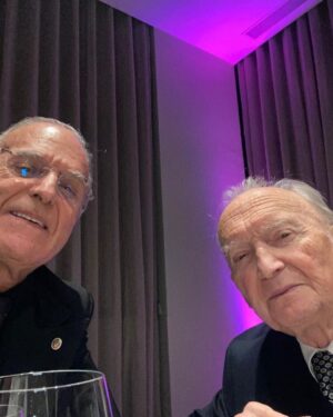 Manuel Pinto Coelho Instagram - Com o Prof. António Gentil Martins, primeiro Presidente da Ordem dos Médicos. O termo “ Bastonário“ , considerado à época fascista, só viria a ser utilizado pelo titular seguinte - Prof. Manuel Eugénio Machado de Macedo.