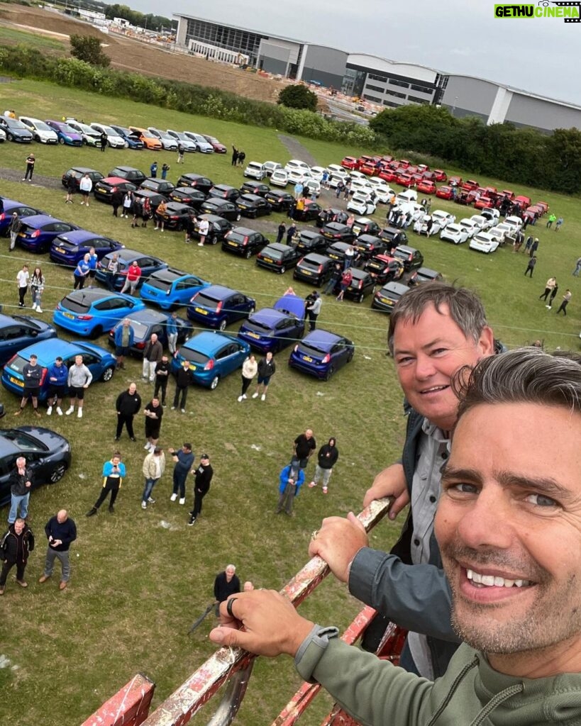 Marc Priestley Instagram - Despite our car being stolen yesterday, we still managed to create an amazing spectacle @themotoristhub & film the end of a special episode of #WheelerDealers. Thanks if you were part of it.❤️