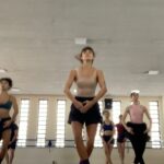 Marcella Landeiro Instagram - giro de noticias 1. estreia do espetáculo “menos da metade” da @quasarciadedanca 2. viciada em expresso laranja 3. falha no som porém terminamos a capela 4. feliz ✨ 5. minha cena preferida do espetáculo 6. imagina o estado do meu cabelo depois de várias apresentações com terra? 7. preciso apenas de um cosmopolitan e meu @zerezes pra viver 8. prova de figurino e espelho sujo 9. ensaios 10. melhor lugar do mundo