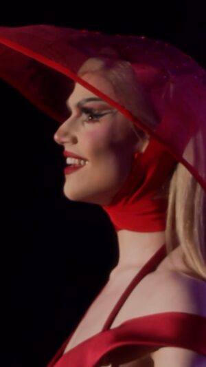 Marcia Marcia Marcia Instagram - A massive thank you to @rupaulsdragrace for taking a chance on a new kid with a lot to learn. I can’t wait to show y’all what I’m capable of. 
See ya on the road!!♥️♥️♥️

(Also someone make me a gif of this wink because it’s cinematic🤩)
