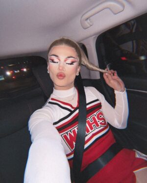 Marcia Marcia Marcia Instagram - The gigs I get to do at home, with the people I love are the most special to me. The respect and admiration I have for NYC nightlife is overwhelming❤️🤍❤️🤍
Thank you to everyone involved in ‘Glee Dollar Bill” (including those who I didn’t get pictures with) 
Thank you especially to @themackmackey & @andrewoverton for including me!!